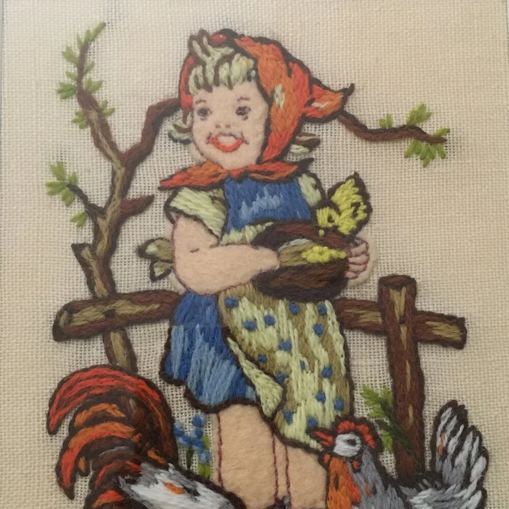 Vintage Hummel Needlework Girl Feeding Chickens Fowls 3-D Embroidery Framed - Picture 4 of 12